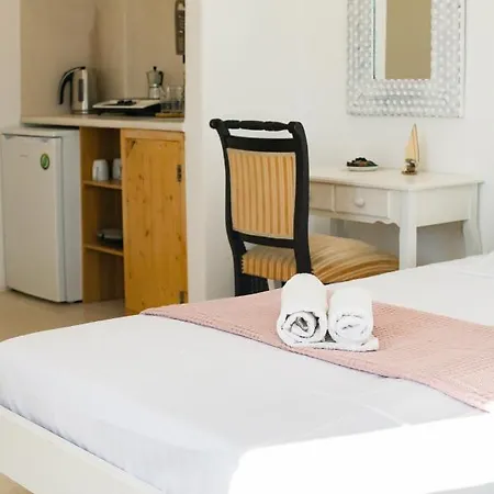 Dahlia And Bed and Breakfast 4*