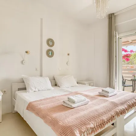 Dahlia And Bed and Breakfast Αλυκή