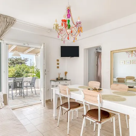 Dahlia And Oda ve Kahvaltı Alikí