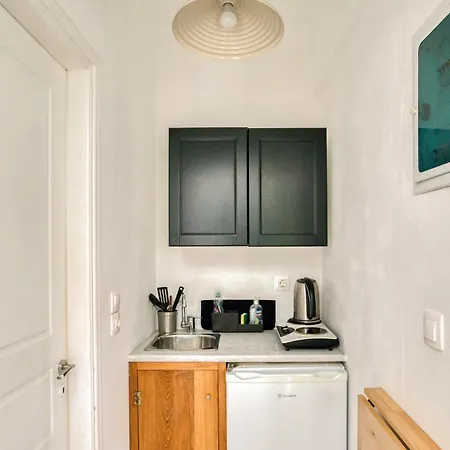 Dahlia And Bed & Breakfast 4*